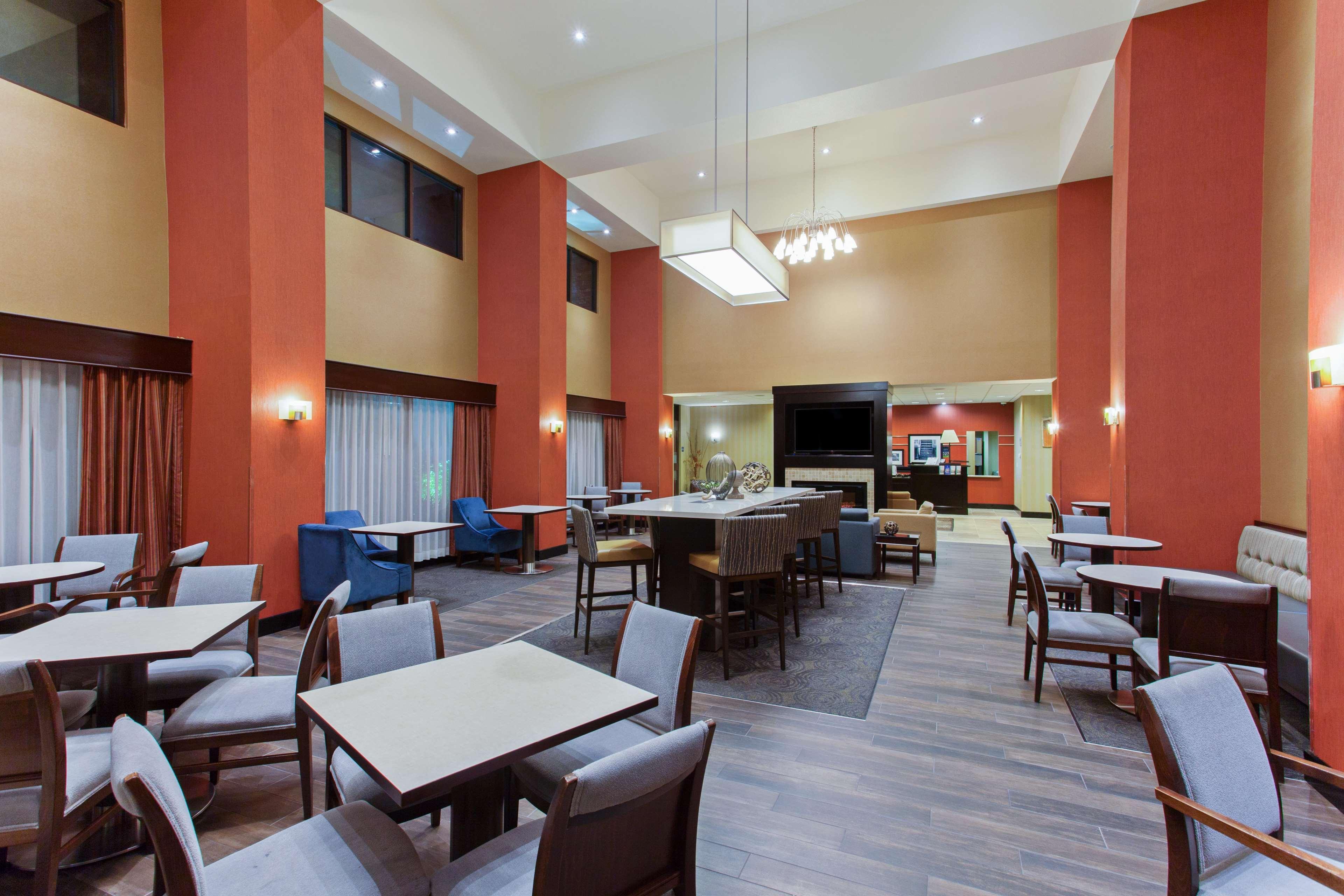Hampton Inn & Suites רוזוויל מראה חיצוני תמונה