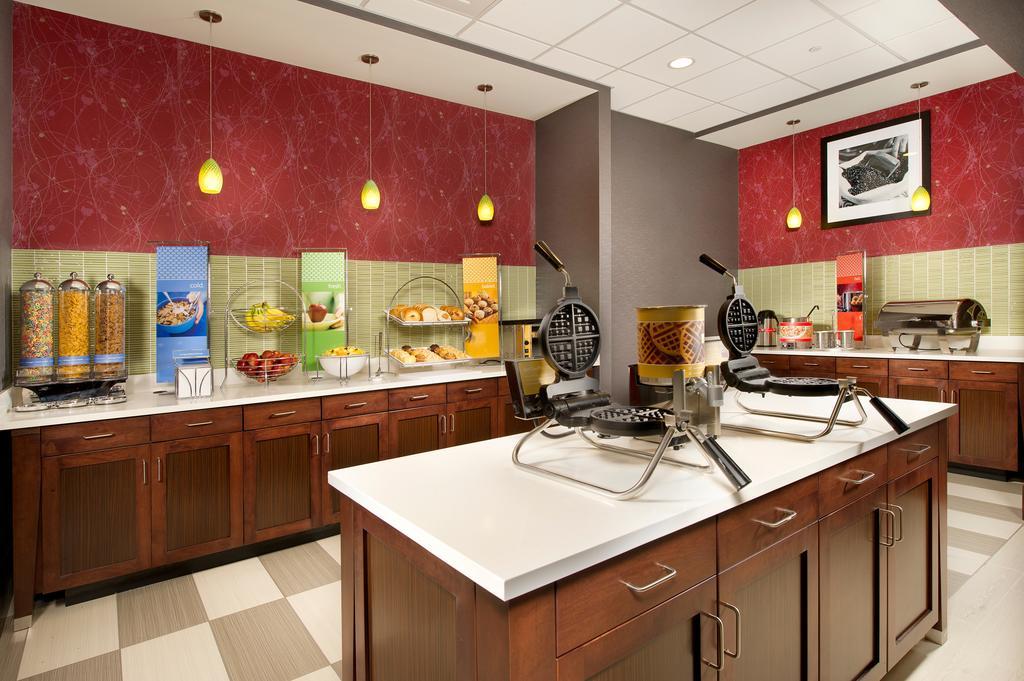 Hampton Inn & Suites רוזוויל מראה חיצוני תמונה
