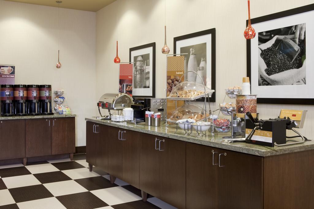 Hampton Inn & Suites רוזוויל מראה חיצוני תמונה
