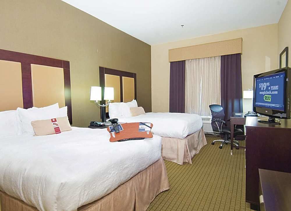 Hampton Inn & Suites רוזוויל מראה חיצוני תמונה